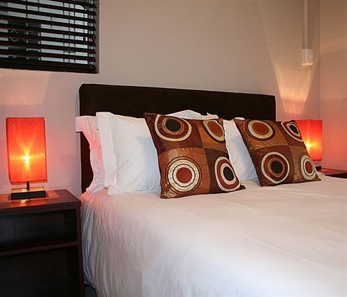 10 On Cape Self Catering Apartments ポート・エリザベス エクステリア 写真