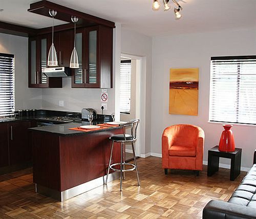 10 On Cape Self Catering Apartments ポート・エリザベス エクステリア 写真